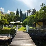 Hotel Vega 3*