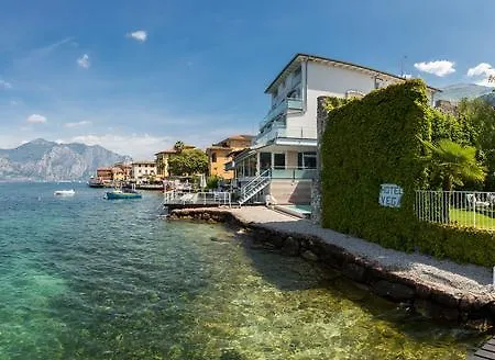 Hotel Vega 3*