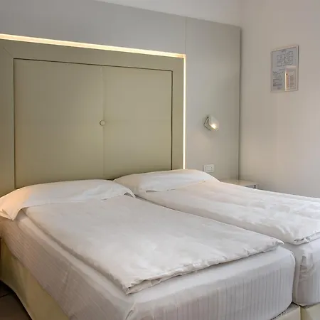 Hotel Vega Malcesine