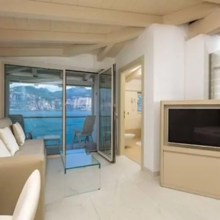 Otel Vega