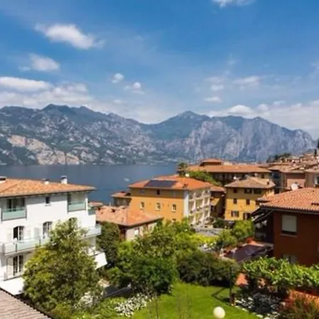 Vega Otel 3*