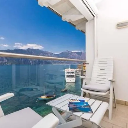 Otel Vega