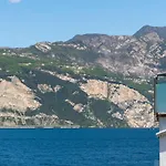 Vega Μαλτσεζίνε
